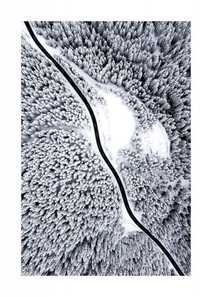 Winter Road Poster en el grupo  Pósters / Naturaleza con Desenio AB (3577)