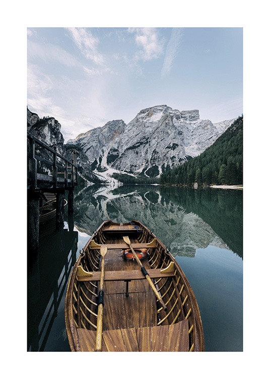 Boat in a Lake Poster / Naturaleza con Desenio AB (11109)