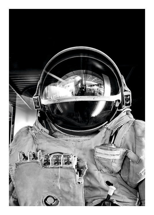 Black and White Astronaut Poster / Blanco y negro con Desenio AB (11166)