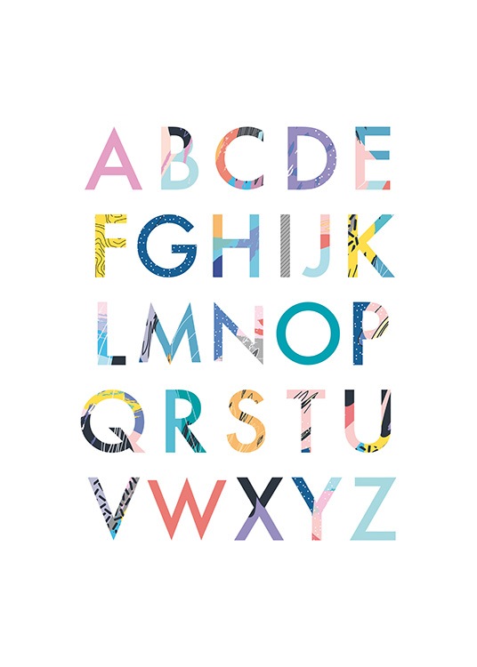 – Póster con fondo blanco y un abecedario con letras de diferentes colores. 
