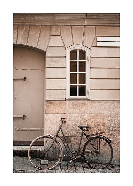 Bike in Old Town Poster / Fotografías con Desenio AB (11579)