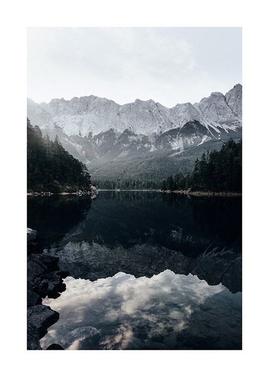 Reflections in Lake Poster / Naturaleza con Desenio AB (11879)