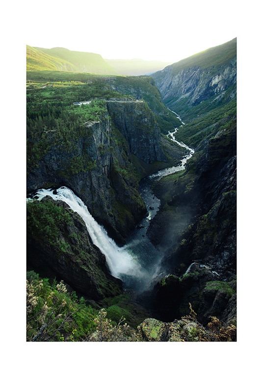 Vøringfossen Waterfall Poster / Naturaleza con Desenio AB (12079)