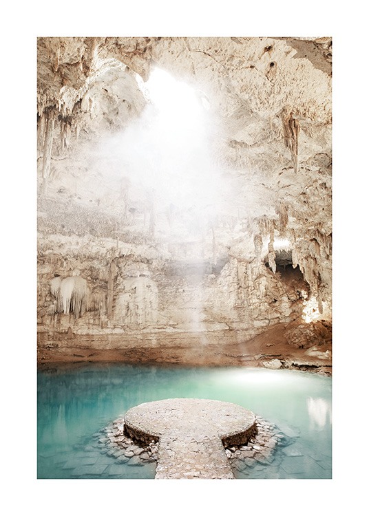  – Fotografía de la luz del sol colándose en el interior de una caverna marina.
