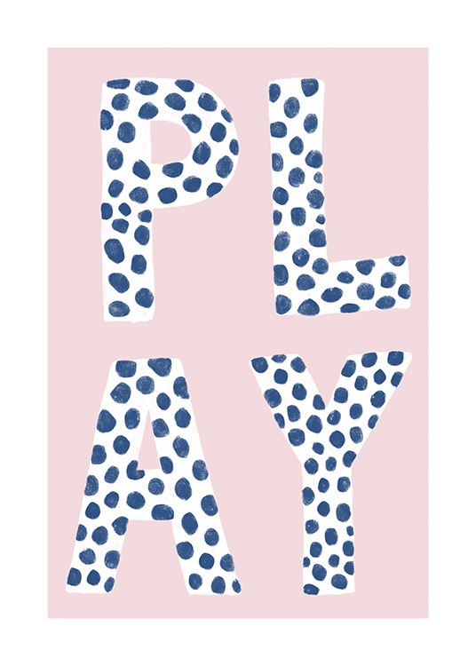  – Ilustración de diseño gráfico con la palabra «Play» en letras blancas y motas azules, fondo rosa claro