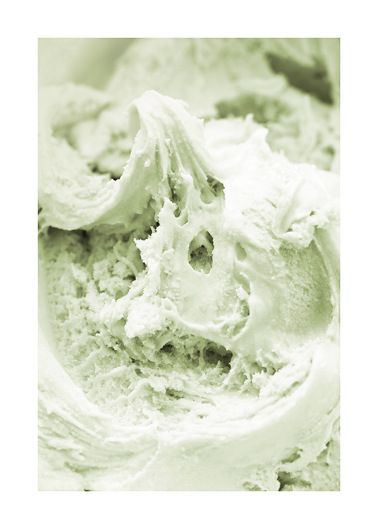  – Fotografía de un helado de color menta en primer plano