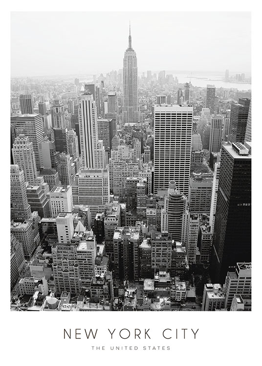  – Fotografía en blanco y negro de los edificios de la ciudad de Nueva York y texto debajo